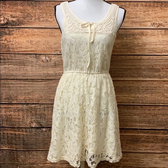 Pixley Dresses & Skirts - 5/25 Lace Dress
